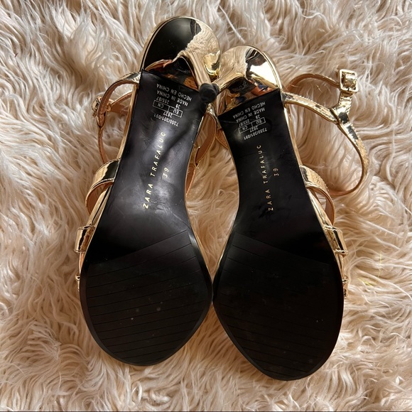 NWOT Gold Zara high hills! Gold gold. Elegant. Size 39/ 8 - Picture 15 of 15
